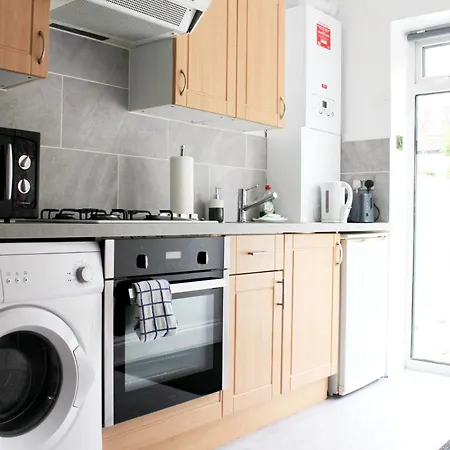 Large Studio Garden Flat On Golders Green Road London Exterior foto